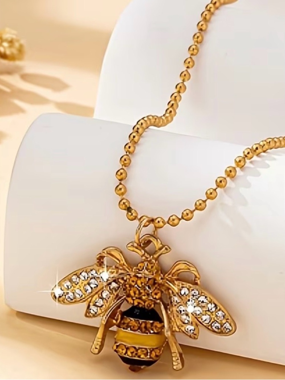 🐝🐝🐝BOGOHO🐝🐝🐝Gold Bee Pendant Necklace w/Matching Earrings Set